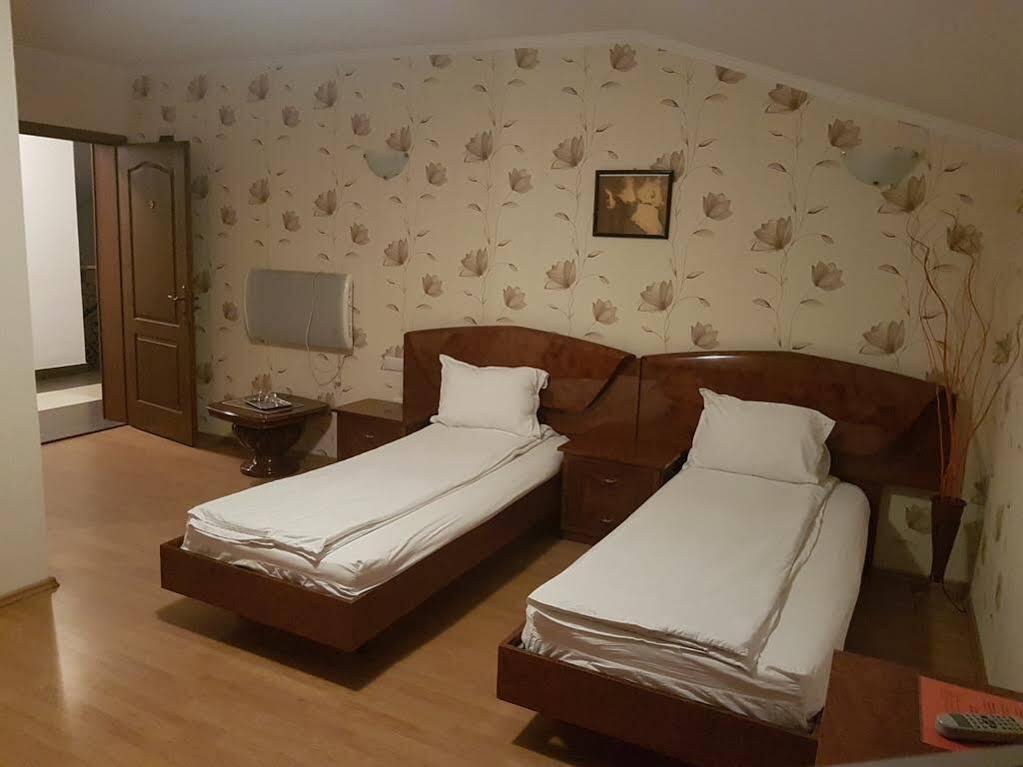 Pension Terra Alba Iulia Buitenkant foto
